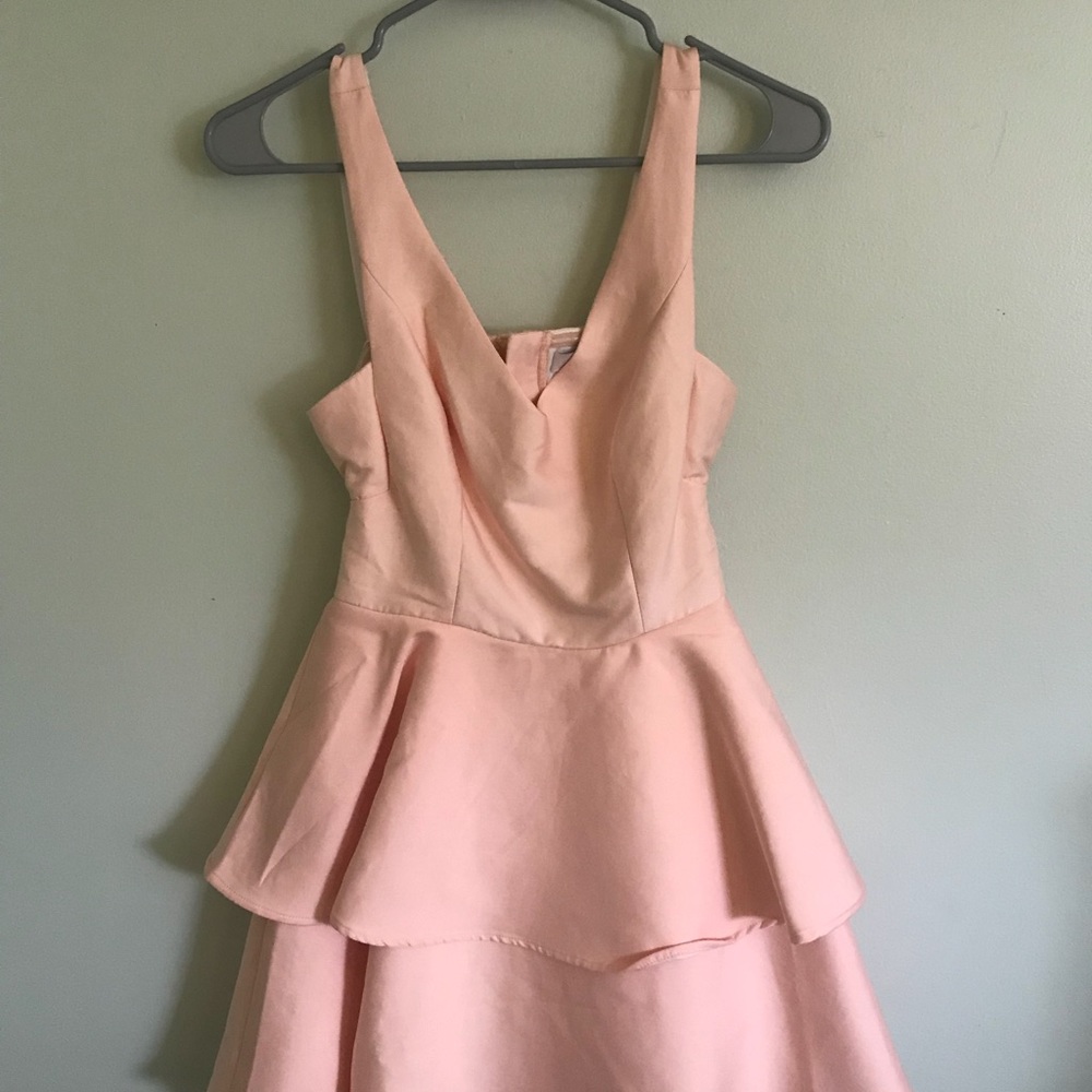 Light pink short peplum dress